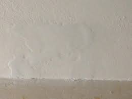 Peinture salon (décoration moderne) peindre un mur en 2 couleurs facile pour débutantpeindre un mur déco moderne en 2 couleurs, peinture décorative au. Enduit Rebouchage Toujours Visible Apres Peinture