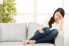 Anda selalu tak menghadapi situasi sebegini? Mengapa Terjadi Sakit Kepala Siang Hari Menjelang Sore Hello Sehat