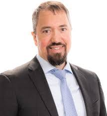 Ben Derrington's Instagram, Twitter & Facebook