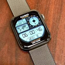 ساعة ابل كما لم تراها من قبل 10 صور لساعة ابل بتصاميم خاصة ساعة ابل ساعة ابل Applewatches Applewatch In 2020 Casio Vintage Watch Watches For Men Tech Watches