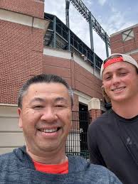Have you run into any celebrities or non-baseball players at Orioles games?
