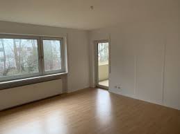 In mainz bündeln sich die zahlreichen vorzüge eines attraktiven. 3 Zimmer Wohnung Zum Verkauf Westring 52 55120 Mainz Mombach Mapio Net