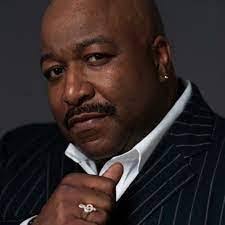 Roslyn Dunston's Instagram, Twitter & Facebook