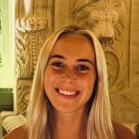 Lola Steinberg's Instagram, Twitter & Facebook