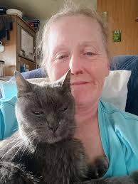 Can someone edit this photo for me?