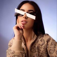 Michaela Lallouz's Speaker Profile @ Sessionize