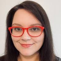 Sasha Coombs's Instagram, Twitter & Facebook