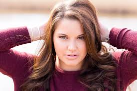 3 Reasons False Eyelashes Enhance Your Photos