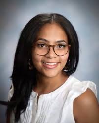 Mia Solomon Head Shot