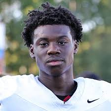 Chase Linton's Instagram, Twitter & Facebook