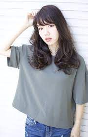 黒髪 前髪あり 長谷川京子の最旬ボリュームカールロングで 大人の魅力を高めよう bangs バングス 黒髪ロング パーマ ロング 無造作 ロングパーマ