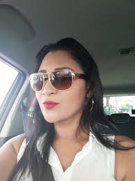 Hola chicas oigan me mandaron a cotizar este pastel para 100 personas 😩  pero no tengo idea en cuanto darlo me ayudarían plis