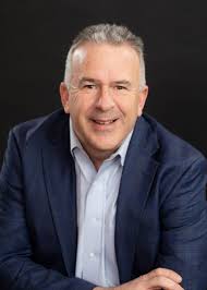 Our Team — Simmons Pet Food