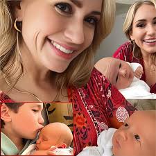 My beautiful sister in law Jennifer and my handsome baby brother Jamie are  killing it in K-ville❤️❤️❤️