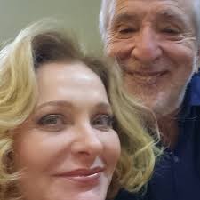 Um luxo contracenar com @alexandrarichteroficial que além de excelente  atriz, é linda e divertida. É o casal de Bonitinha mas ordinária. SESC  Santo Amaro até 7 de setembro. @bonitinha.teatro @sescsantoamaro