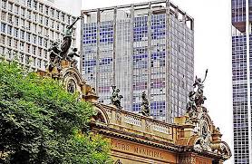 It is undoubtedly the country's economic powerhouse, contributing alone to one third of the brazilian gdp. Offnen Sie Das Linke Menu Sao Paulo Sao Paulo Die Grosste Stadt Brasiliens Catedral Metropolitana Da Se Cathedral