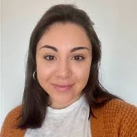 Loretta Pickett's Instagram, Twitter & Facebook