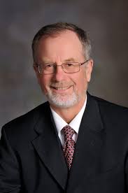 Tom McAvoy receives 2014 President's Award for Excellence