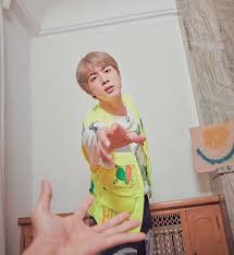 Juls Sajita Day On Twitter In 2020 Seokjin Bts Jin Run Bts
