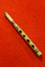 Nay atau serunai adalah alat musik yang berasal dari. Serunai Instrumen Musik Tiup Mini Dari Minangkabau Indonesia Kaya