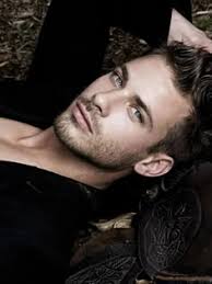 Beautiful men: Discover 72 I like men with dark 'hero' hair and blue eyes.  mmm. ideas