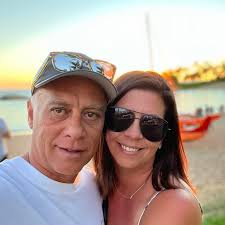 What time do trainees go to bed during BMT at JBSA Lackland?