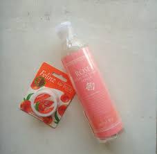 I received this in one of my subscription boxes and the rose version is absolutely the toner is clear and has a very watery consistency and it the scent is there but it is not overpowering as some products are. Secret Key Secret Key Rose Floral Softening Toner Review Female Daily