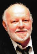 Lindsay Crossman's Instagram, Twitter & Facebook