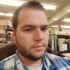 Aaron Dickey (@thetalesofaaron)