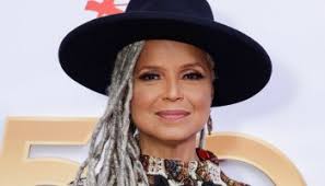 The Doctors' Gives Soap Fan Style Makeover and Trip to Vegas for Daytime  Emmy's