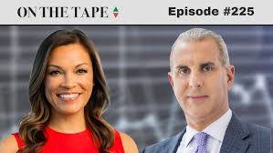 Liz Young's Instagram, Twitter & Facebook