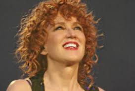 Her greatest hits are the songs quello che le. Personale Fiorella Mannoia In Tour Nel 2019 A Maggio Sara A Bari La Gazzetta Del Mezzogiorno