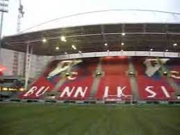 De bunnikside heeft met 5552 overdekte zitplaatsen. Stadion Galgenwaard Fc Utrecht Utrecht Youtube