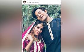 Biodata aprena manrose | beliau mula dikenali semenjak muncul dalam drama bersiri popular pinggan tak retak nasi tak dingin. Nazim Bukan Diva Aprena Manrose