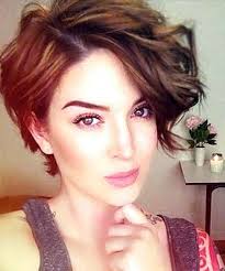 A blessing or a curse? 20 Short Haircuts For Wavy Hair Short Hairstyles Haircuts 2019 2020