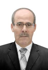 عن النقد الصحفي والنقد الأكاديمي أو (كي لا يفترس نصوصنا وحش التاريخ )