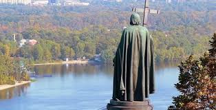 Росія використовує недостовірні дані і пов'язує хрещення з москвою, хоча. Novini Svyatoshinska Rajonna V M Kiyevi Derzhavna Administraciya