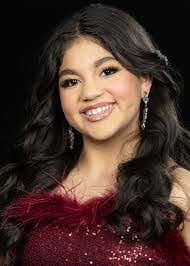 Allison Ochoa's Instagram, Twitter & Facebook