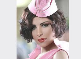 صدمت الفنانة شمس الكويتية المتابعين بعد أن كشفت أنها بقيت لمدة 20 دقيقة في حفرة تشبه المدفن، وأنها شعرت بالأمان وأن المكان أفضل من العالم الخ Ø´Ù…Ø³ Ø§Ù„ÙƒÙˆÙŠØªÙŠØ© ØªÙƒØ´Ù 20 Ø³Ø±Ø§ Ø¹Ù† Ø­ÙŠØ§ØªÙ‡Ø§