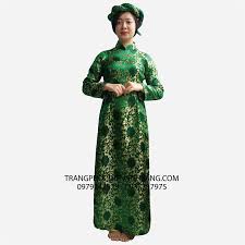 Thuê áo dài gấm ở tphcm rẻ và đẹp - Trangphucdienanhsang.com