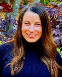 Becky Glaze's Instagram, Twitter & Facebook