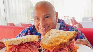 Una banda, dos hits y dos cantantes que se disputan el legado de King  Africa, la banda que marcó los años 90