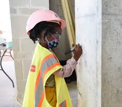 5-year-old Homewood resident gets private tour of downtown hotel project