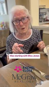 I walked into Montereau to have lunch with my Gran, and wow did I get a  pleasant surprise! I started visiting with her lunch date, Rosalind Bays.  After a brief conversation I quickly learned she was ...