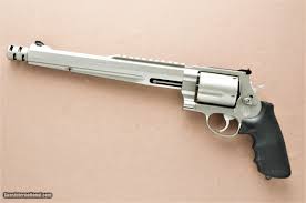 Smith & wesson springfield ma. Smith Wesson Model 500 500 S W Magnum Sold