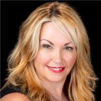 Michelle Petry's Instagram, Twitter & Facebook