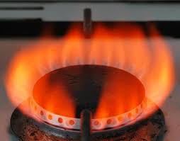 Hendak diganti baharu, perlukan kos juga untuk membelinya. Mengapa Gas Membakar Api Merah Di Atas Dapur Apa Yang Menentukan Warna Api