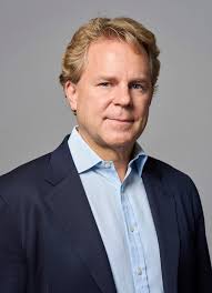 Institute for Public Relations Announces Semafor CEO Justin Smith as the  2023 IPR Distinguished Lecturer