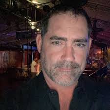 Jeff Buffington's Instagram, Twitter & Facebook