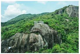 Explore tri tôn sunrise and sunset, moonrise and moonset, airports in tri tôn, population in tri tôn, phone code in vietnam, currency code in vietnam. An Giang Ä'áº¿n Vá»›i Nhá»¯ng Ngoi Chua Báº­c Nháº¥t Viá»‡t Nam Gody Vn